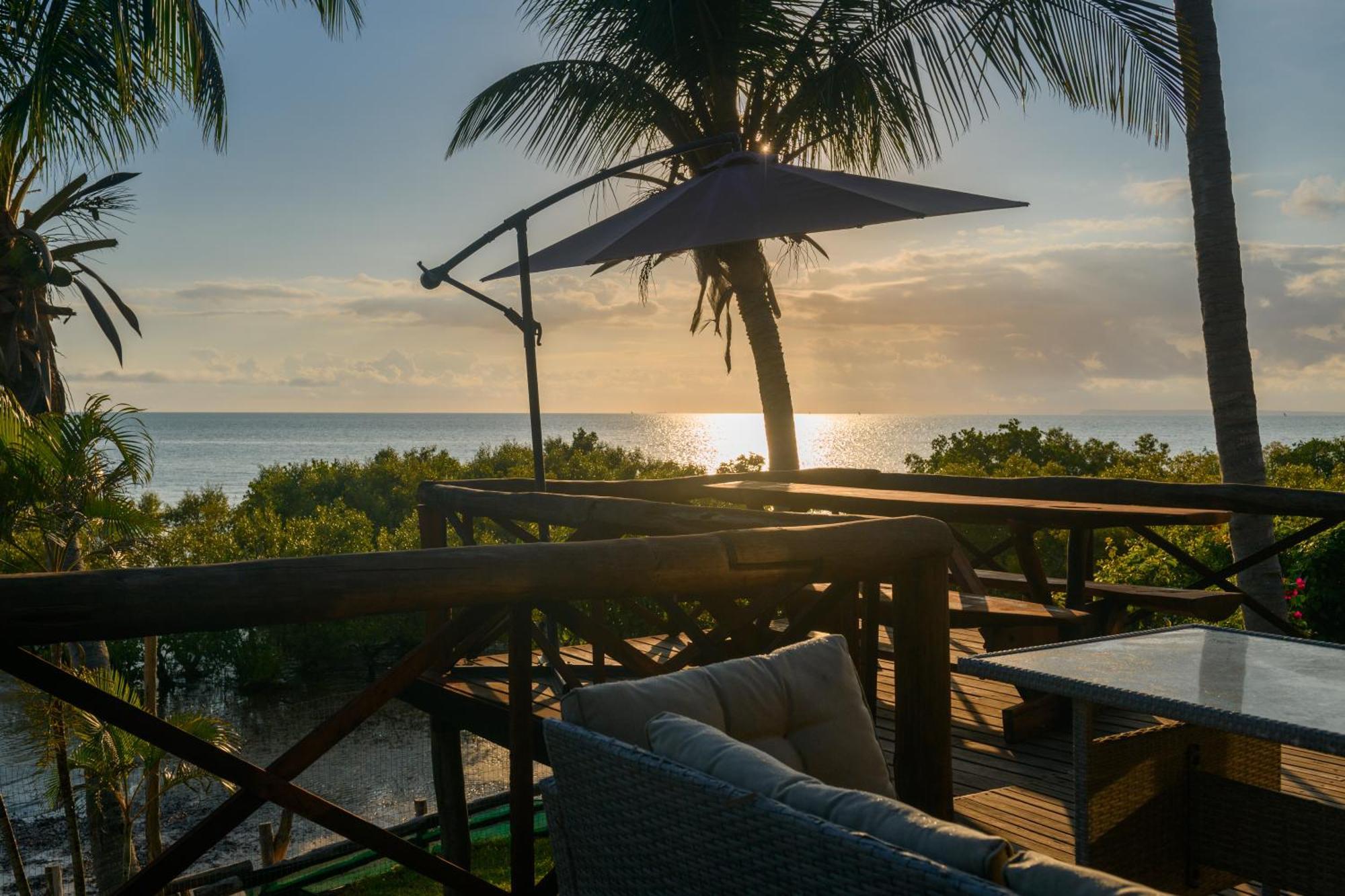 Ocean Pearl Beach Lodge Vilanculos Exteriör bild