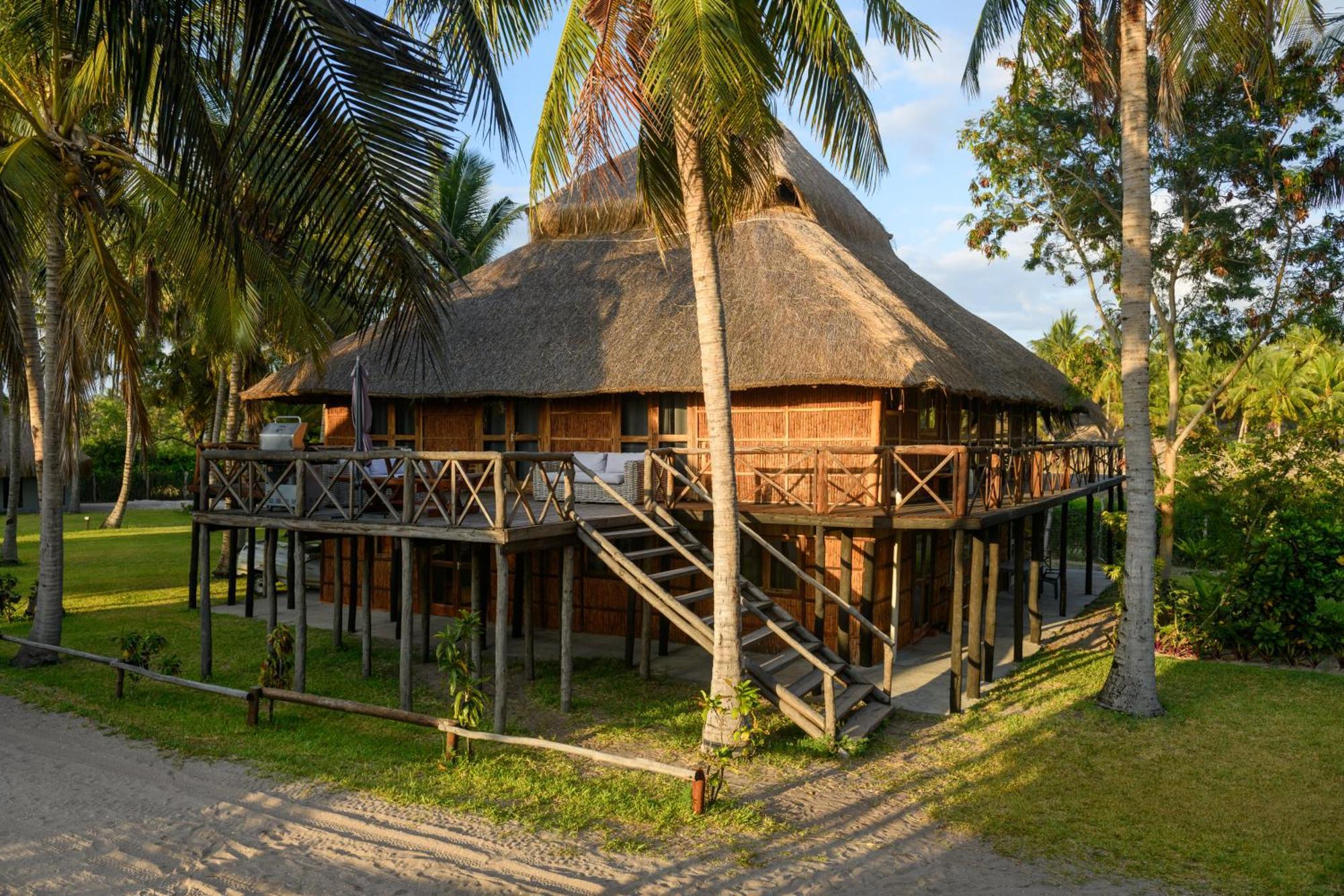 Ocean Pearl Beach Lodge Vilanculos Exteriör bild